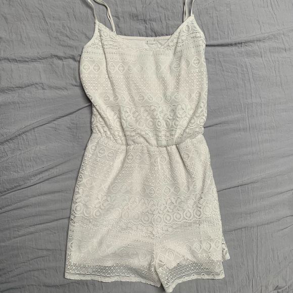 Romper - Picture 1 of 2